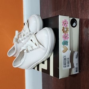 Mel by Melissa White Girl's Shoes Size 3Y